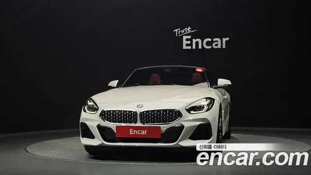 BMW Z4 2019 — Фото 3/20