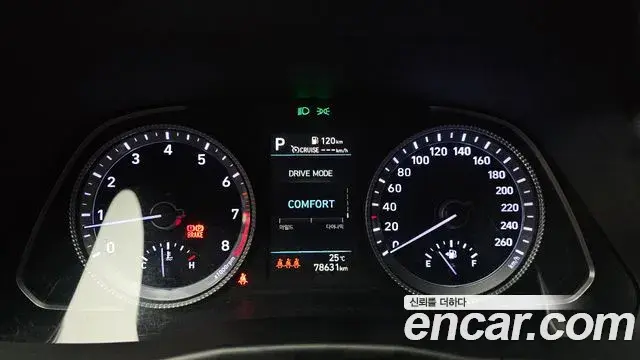Hyundai Sonata 2021 — Фото 8/20