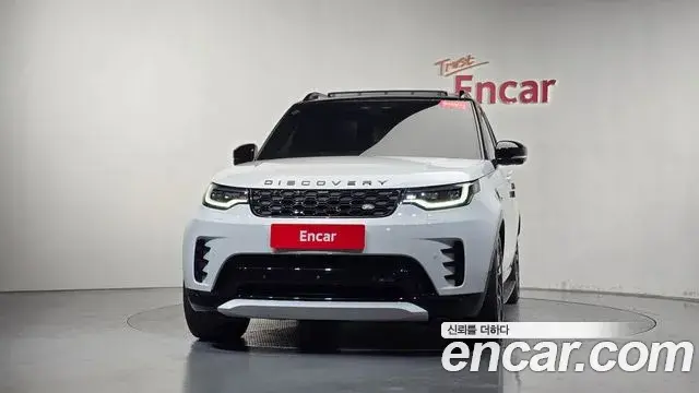 Land Rover Discovery 5 2023 — Фото 3/20