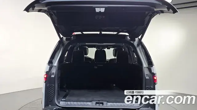 Land Rover Discovery 5 2023 — Фото 20/20