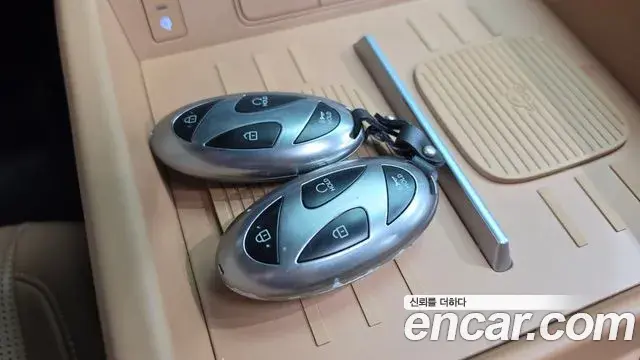 Hyundai Santa Fe 2024 — Фото 16/20