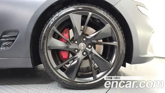 Genesis G70 2021 — Photo 21/37