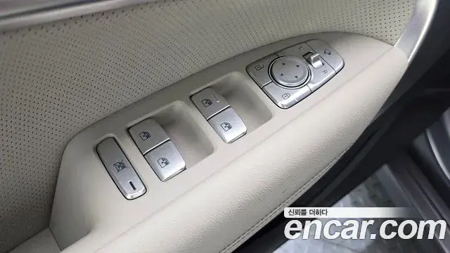 Genesis G70 2021 — Photo 3/37