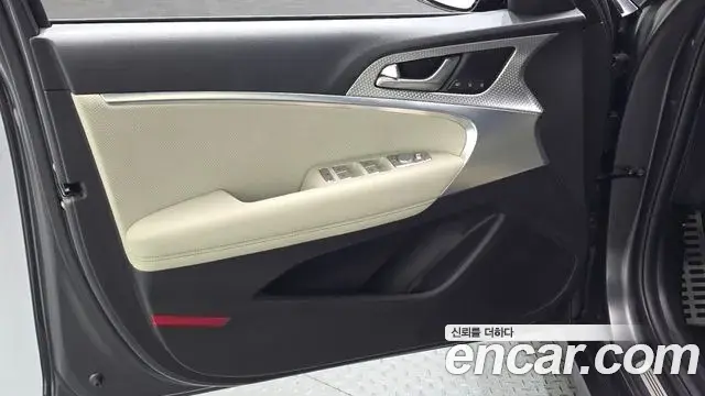 Genesis G70 2021 — Photo 15/37