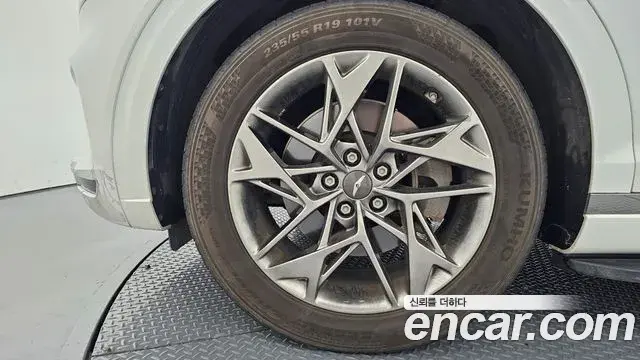 Genesis GV70 2021 — ფოტო 5/20