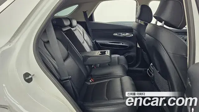 Genesis GV70 2021 — ფოტო 12/20