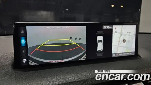 Genesis GV70 2021 — ფოტო 15/20