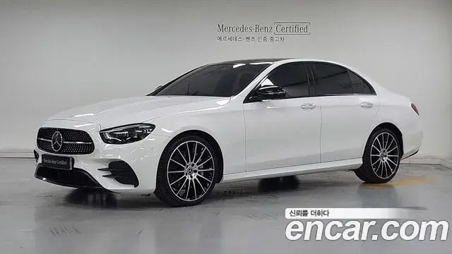 Mercedes-Benz E-Class 2023 — Фото 10/20