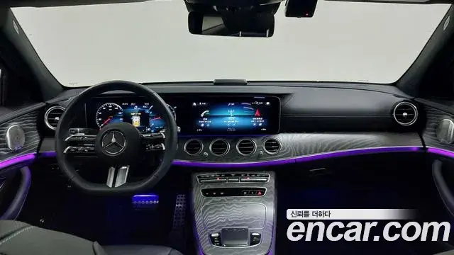 Mercedes-Benz E-Class 2023 — Фото 6/20