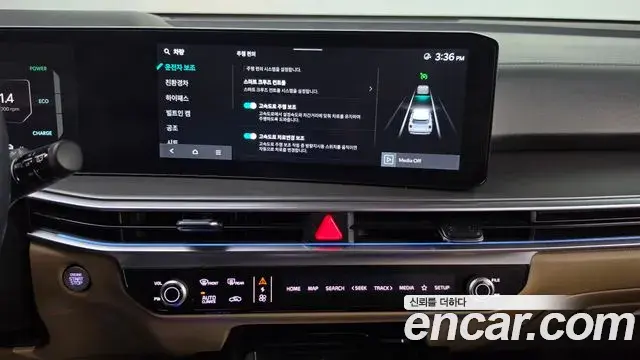 Kia Sorento 2024 — Фото 12/20