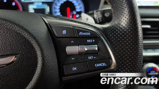 Genesis G70 2018 — ფოტო 17/33