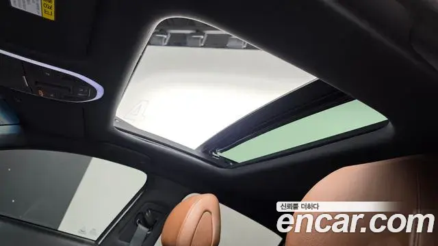 Genesis G70 2018 — ფოტო 22/33