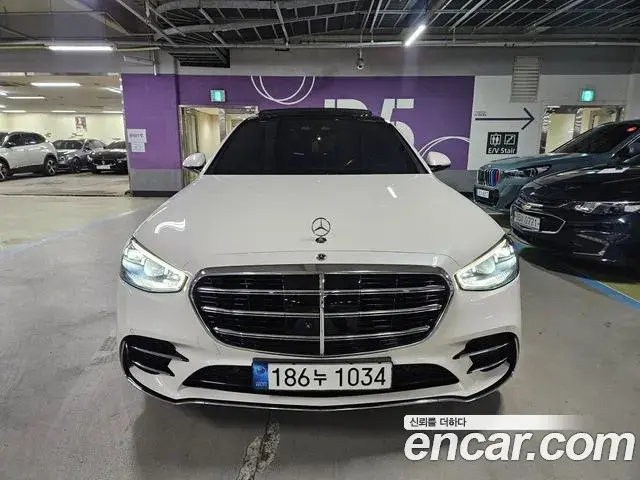 Mercedes-Benz S-Class 2022 — Фото 1/20