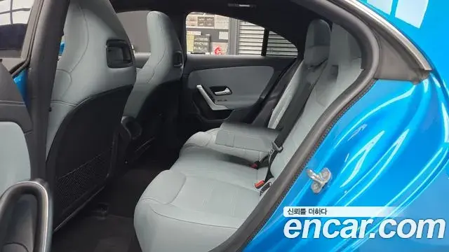 Mercedes-Benz CLA-Class 2025 — Фото 12/20