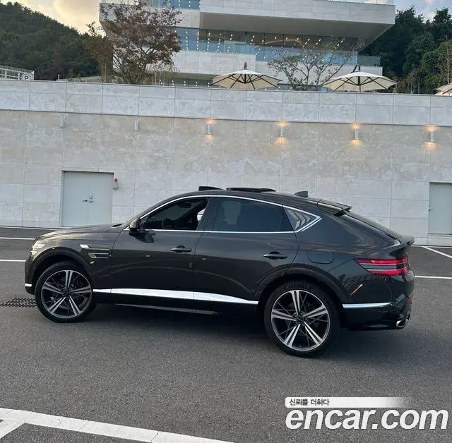 Genesis GV80 Coupe 2023 — Фото 9/19