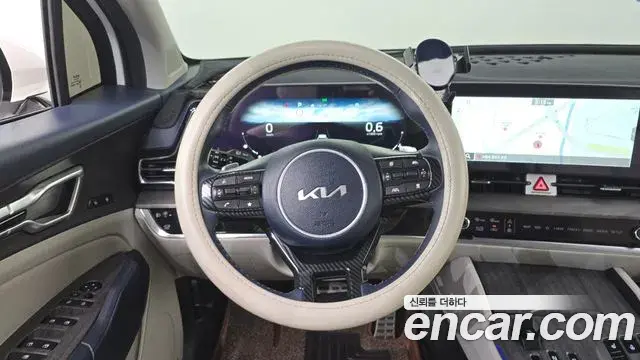 Kia Sportage 2023 — Фото 12/20