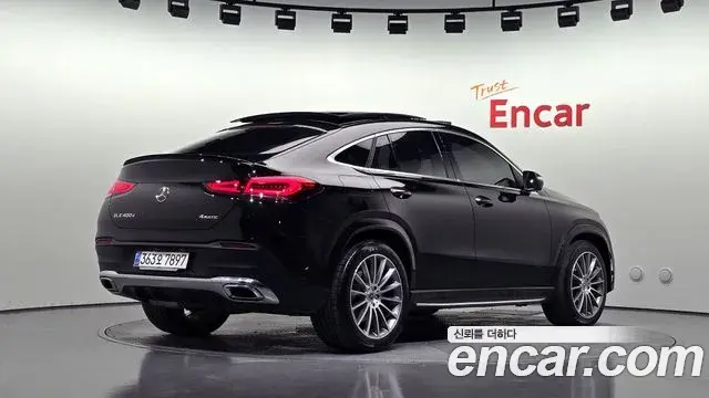 Mercedes-Benz GLE-Class 2023 — Фото 2/20