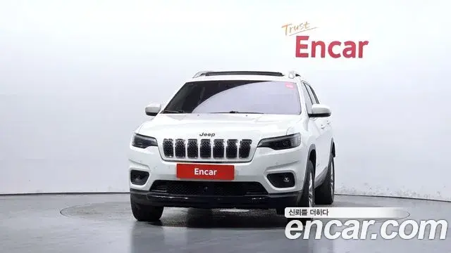 Jeep Cherokee 2018 — Фото 3/20