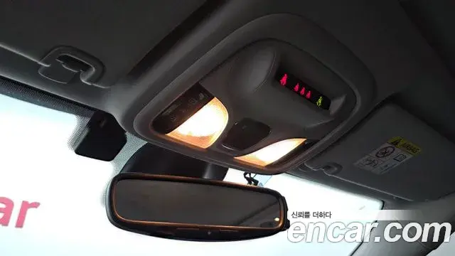 Jeep Cherokee 2018 — Фото 16/20