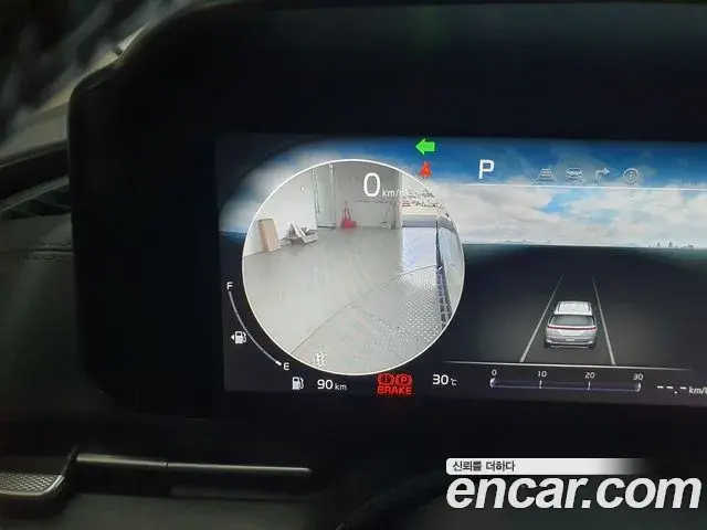 Kia Carnival 2021 — Фото 11/20