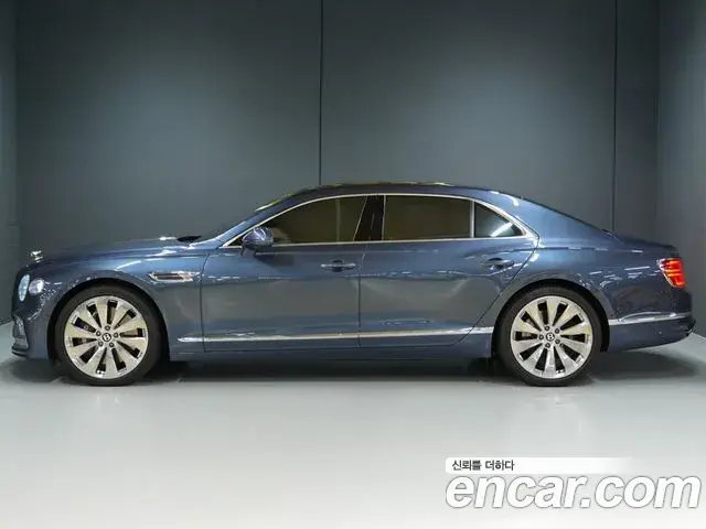 Bentley Flying Spur 2021 — Photo 17/20