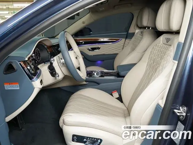 Bentley Flying Spur 2021 — Photo 18/20