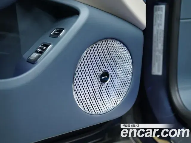 Bentley Flying Spur 2021 — Photo 6/20