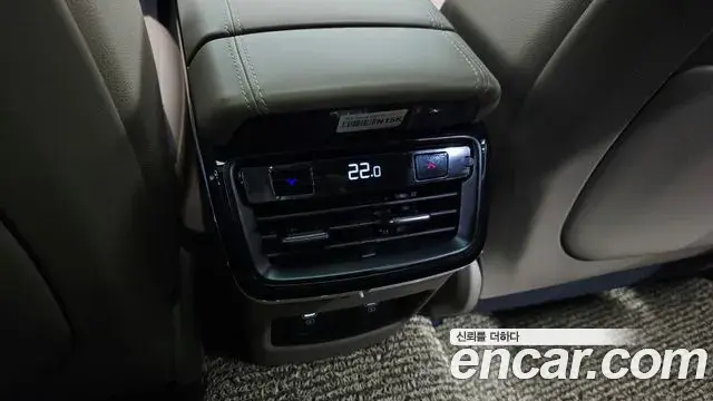 Kia K8 2023 — ფოტო 28/42