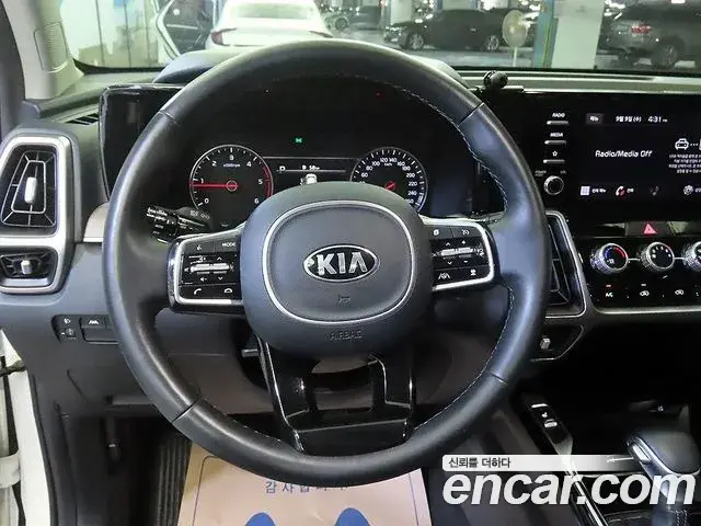 Kia Sorento 2020 — Фото 7/20