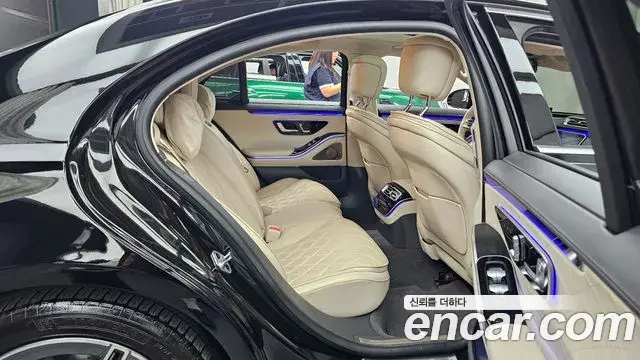 Mercedes-Benz S-Class 2022 — Фото 11/20