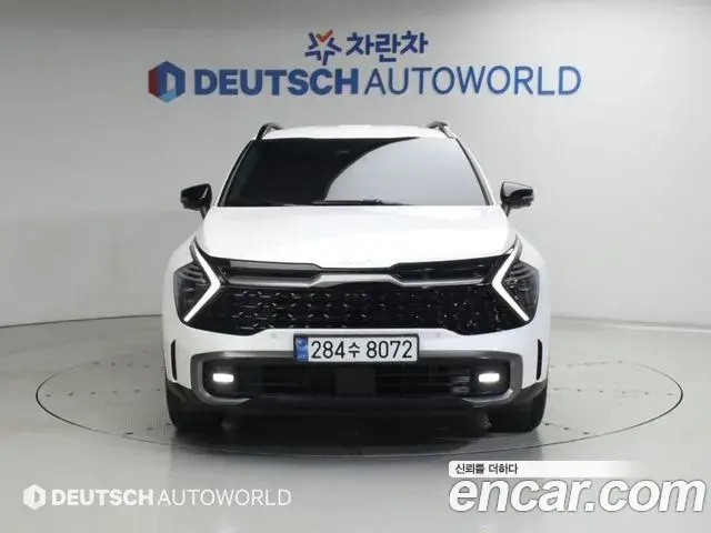 Kia Sportage 2023 — Photo 2/20
