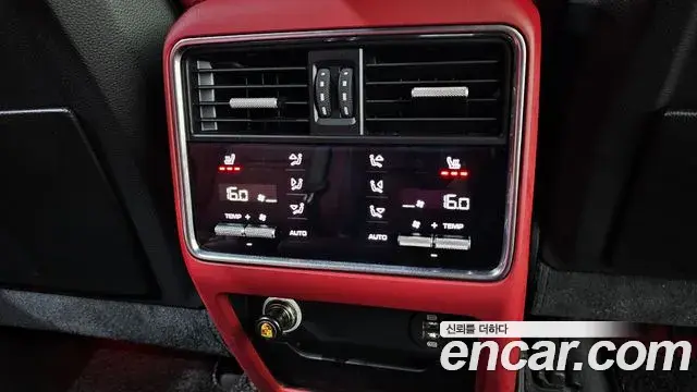Porsche Cayenne 2019 — Фото 18/20
