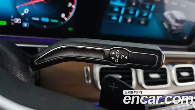 Mercedes-Benz GLE-Class 2019 — Фото 9/20