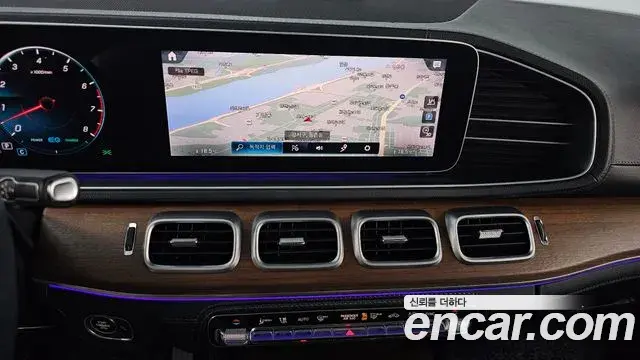 Mercedes-Benz GLE-Class 2019 — Фото 14/20