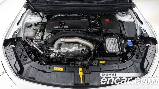 Mercedes-Benz GLB-Class 2026 — Фото 5/18