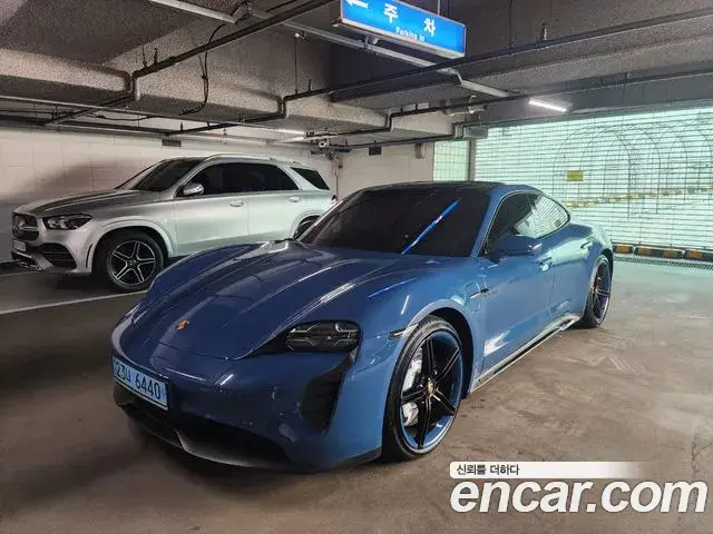Porsche Taycan 2023 — Şəkil 2/20
