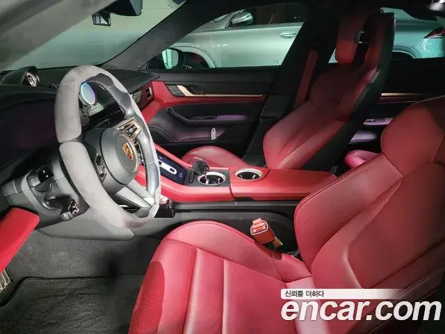 Porsche Taycan 2023 — Şəkil 18/20