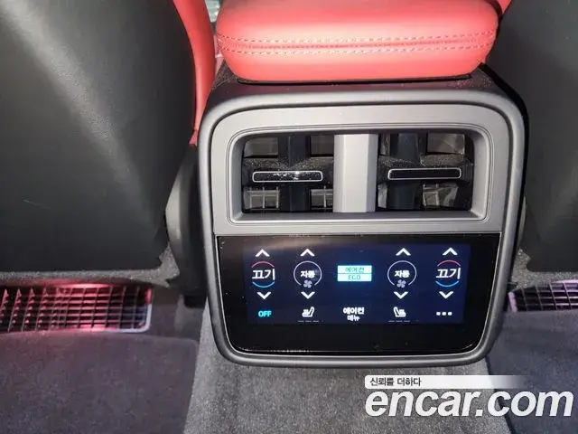 Porsche Taycan 2023 — Şəkil 15/20