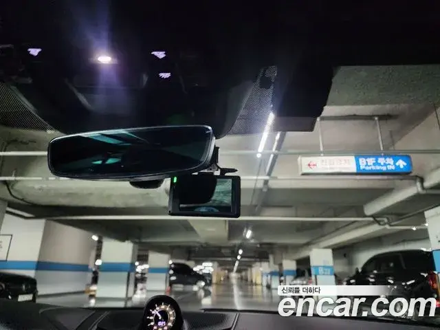 Porsche Taycan 2023 — Şəkil 5/20