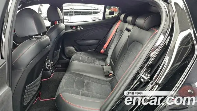 Kia Stinger Meister 2021 — ფოტო 26/36