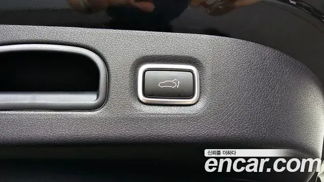 Kia Stinger Meister 2021 — ფოტო 4/36
