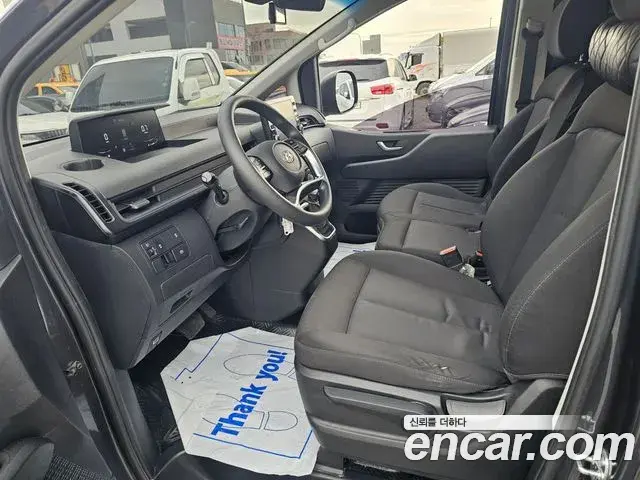 Hyundai Staria 2022 — Фото 13/20