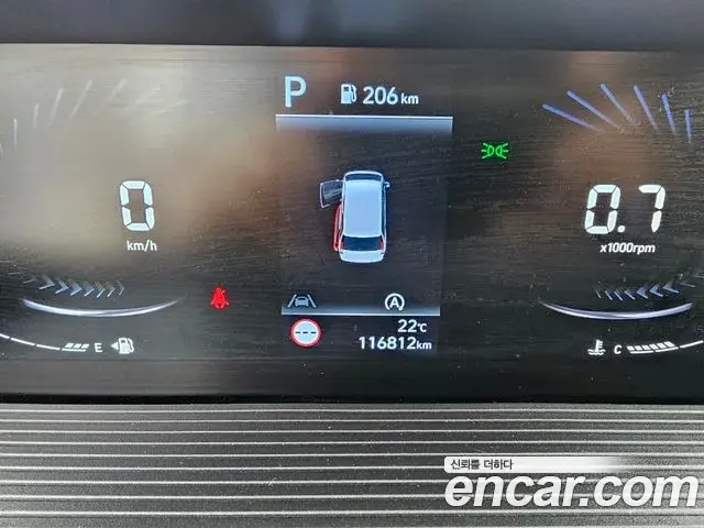 Hyundai Staria 2022 — Фото 16/20