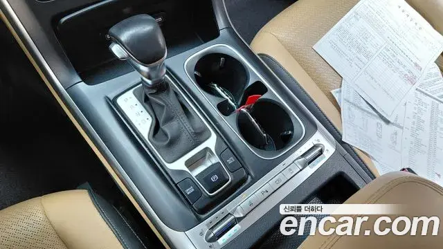 Kia Carnival 2022 — Photo 9/20