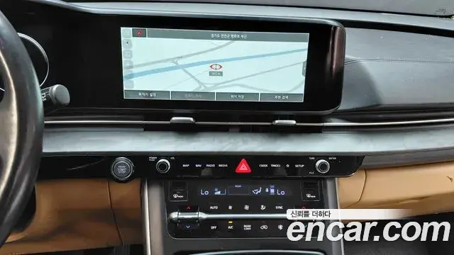 Kia Carnival 2022 — Photo 14/20