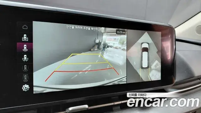 Kia Carnival 2022 — Photo 16/20