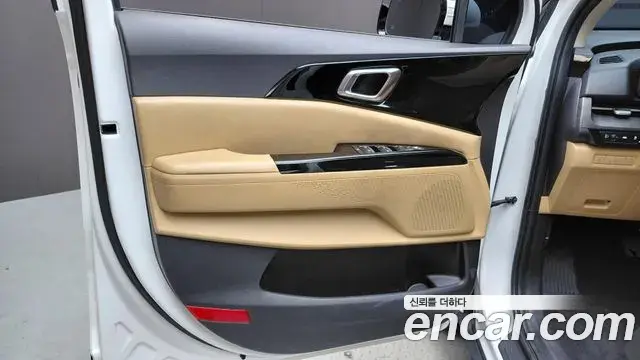 Kia Carnival 2022 — Şəkil 3/30