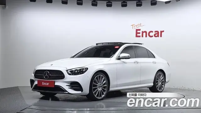 Mercedes-Benz E-Class 2021 — Фото 1/20