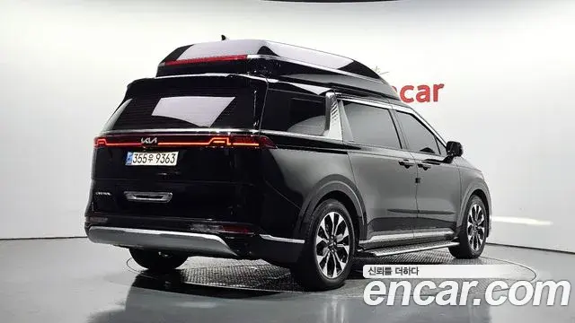 Kia Carnival 2021 — Фото 2/20