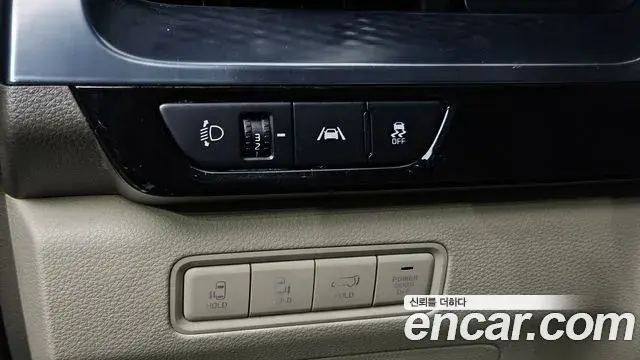 Kia Carnival 2021 — Фото 13/20
